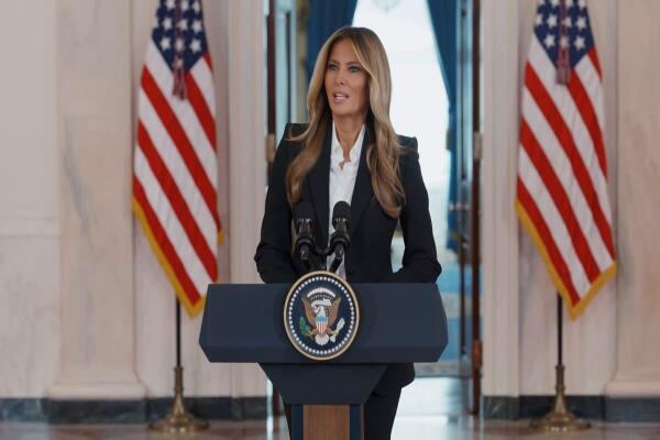 Melania Trump cảnh báo kỷ nguyên robot và thúc đẩy giáo dục AI cho trẻ em Mỹ